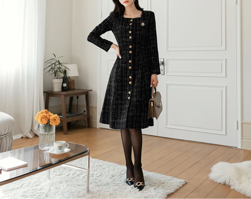 【CHICLINE】Tater Tweed Dart Belt Dress☆韓国で大人気☆ CHICLINE - Square-Neck Tweed Midi Dress with Belt | YesStyle
